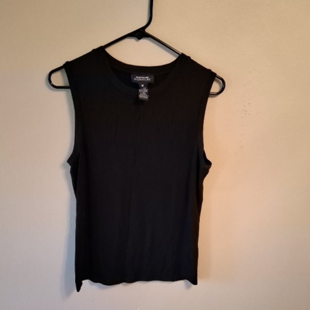 Jones New York Black Muscle Tee